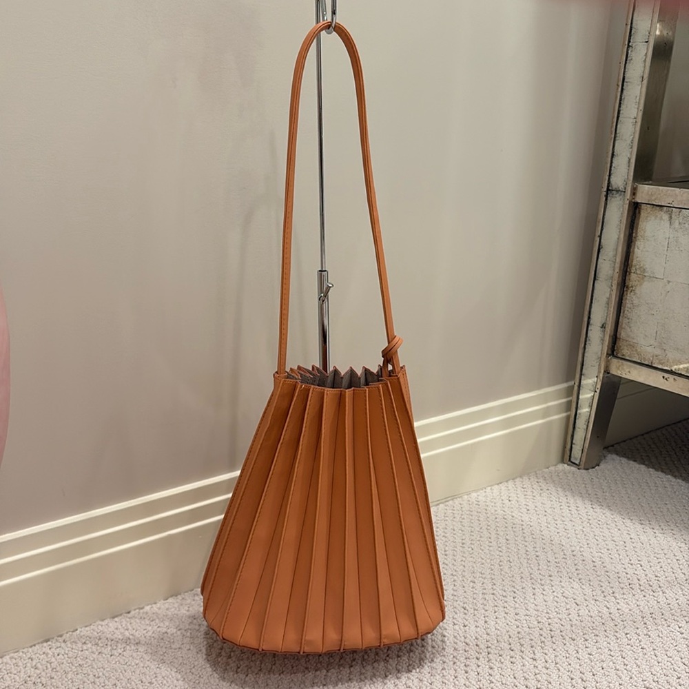 a new day Camel Coral Pleated Bucket Tote